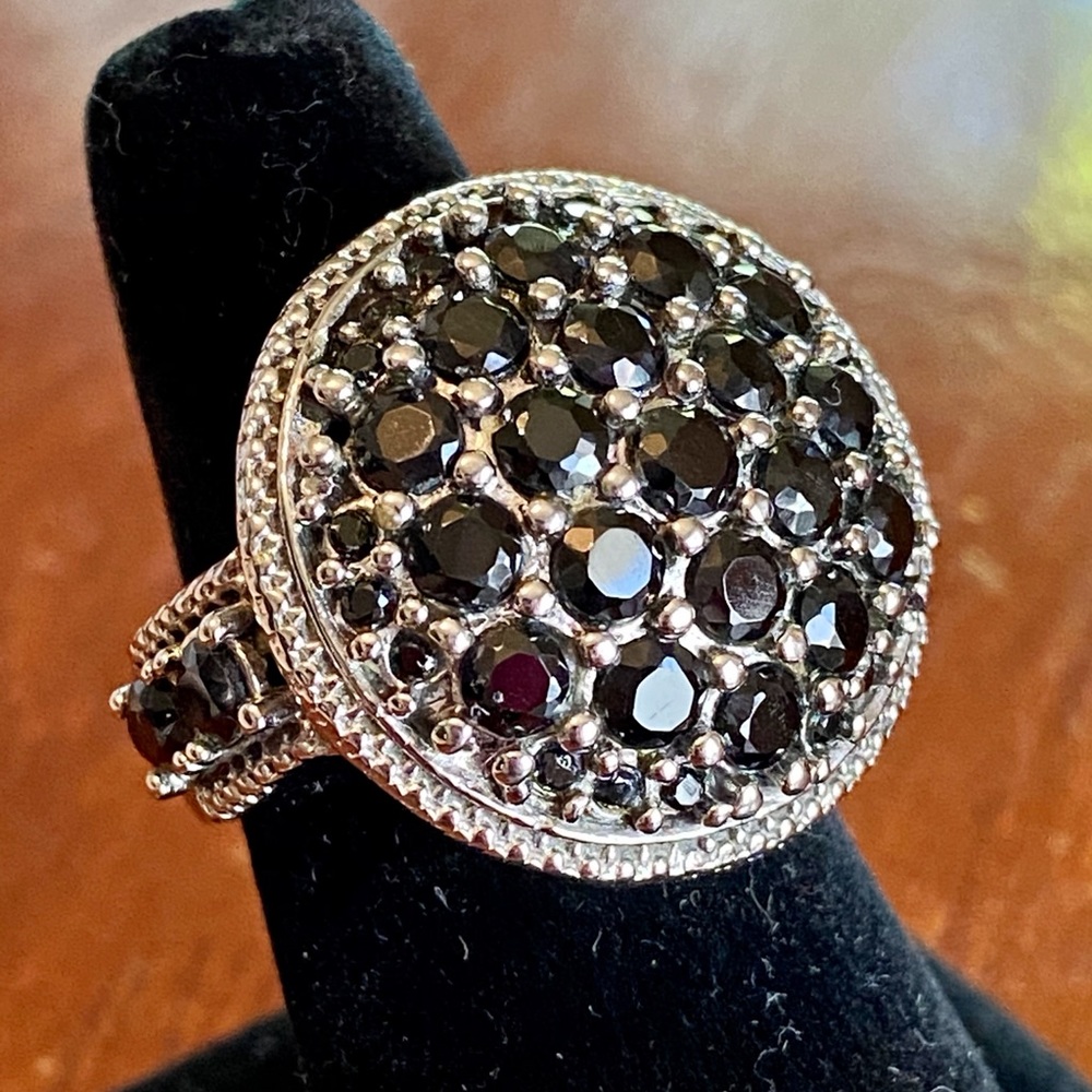 Bold black spinel ring
